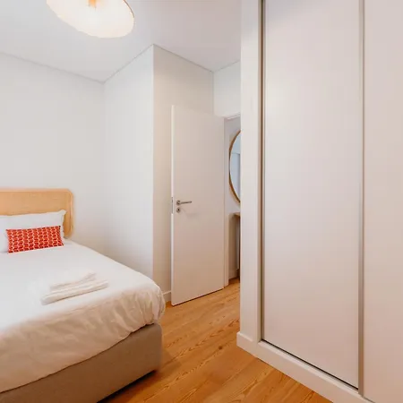 Apartment Mary Orange - No 236 1d - Chick & Cozy Two-bedroom *