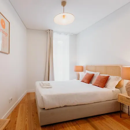 Mary Orange - No 236 1d - Chick & Cozy Two-bedroom Apartment Lissabon