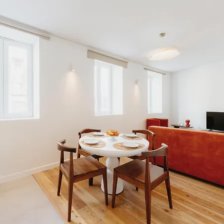 Mary Orange - No 236 1d - Chick & Cozy Two-bedroom Apartment *